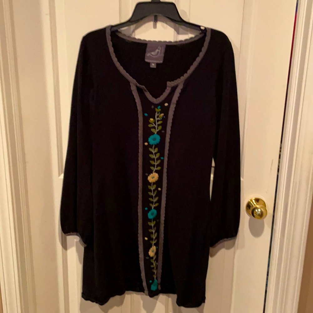 Knitted Dove Embroidered Sweaterdress Sz Medium